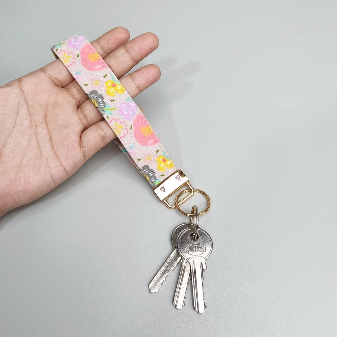 KEY WRISLET_C3288_AYANA NUDE