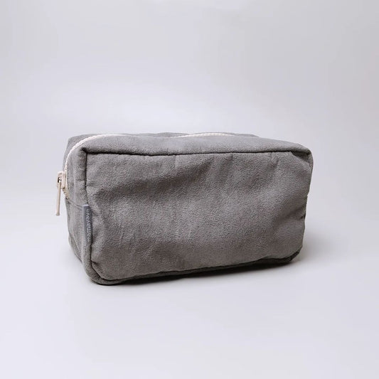 COSMETIC POUCH_C6092_SUEDE TOWER GREY