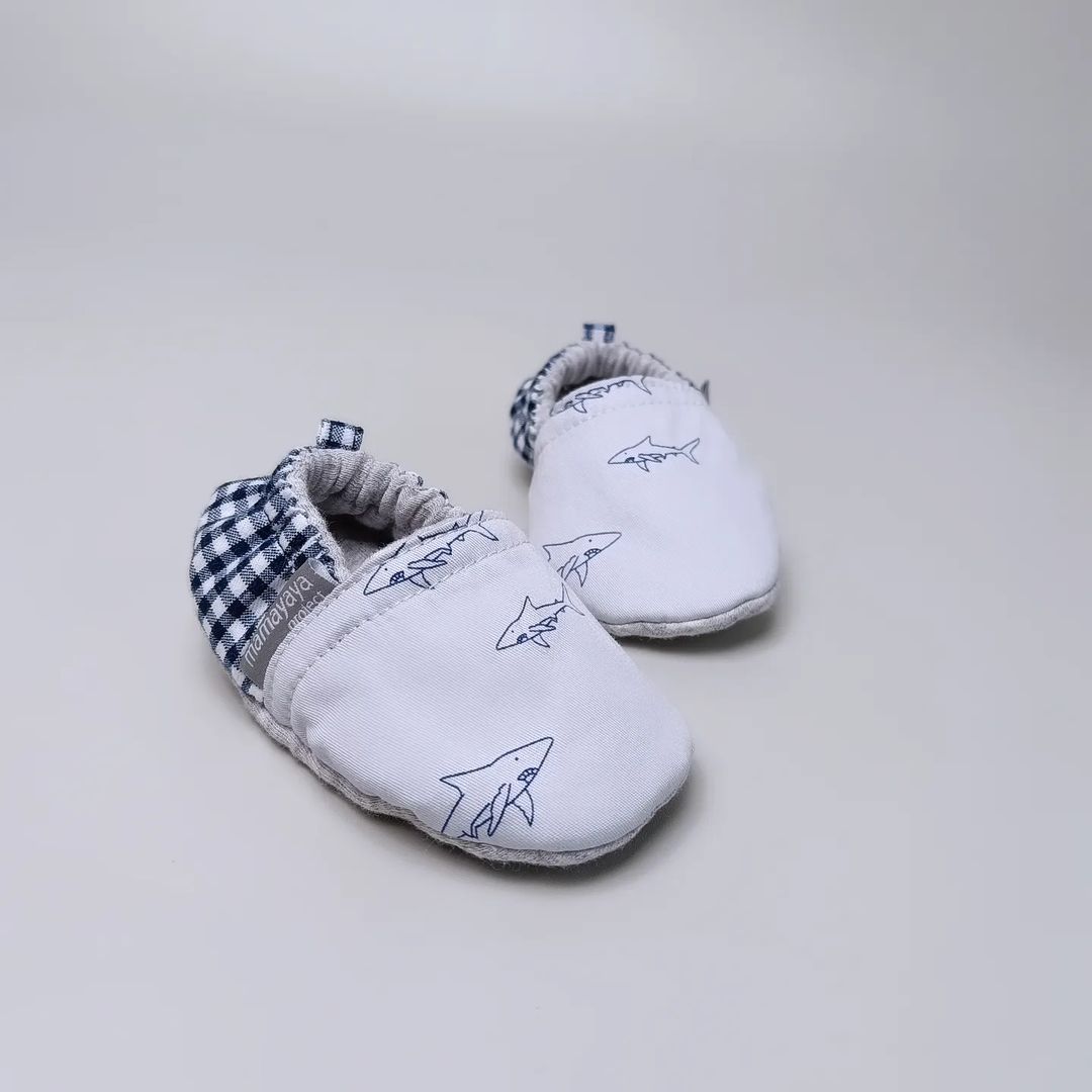 BABY SHOES_A6090_BABY SHARK_(6-9)