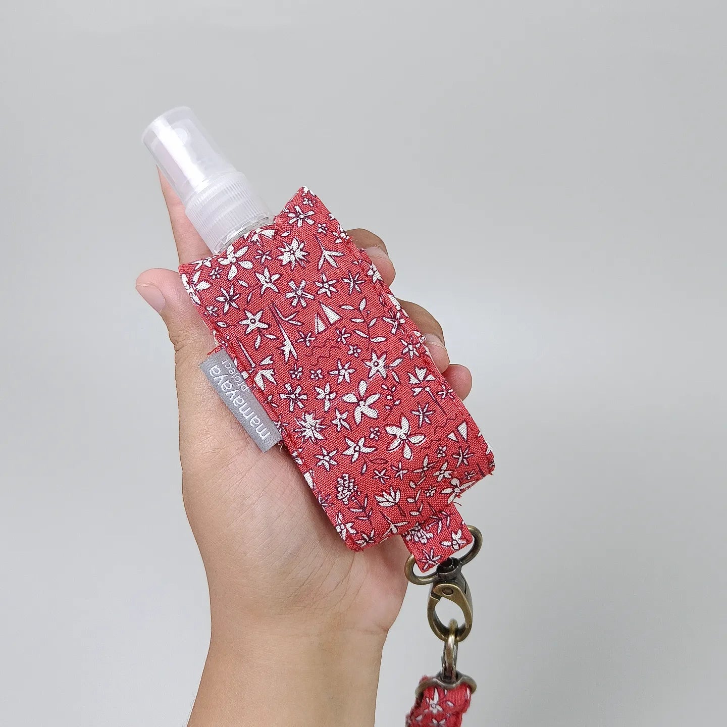 TALI LANYARD & HAND SANITIZER HOLDER_C6042_BUNGA SOKA