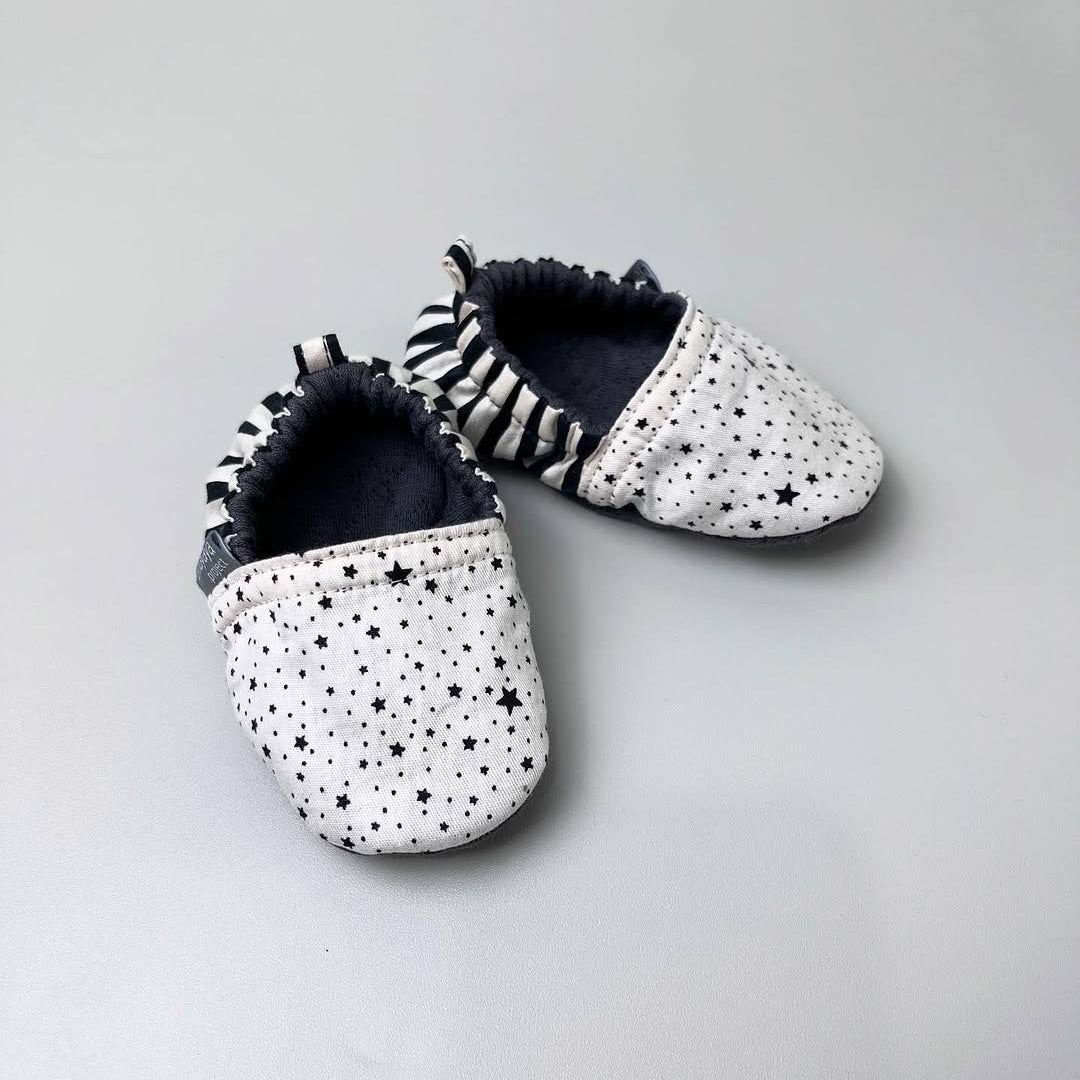 BABY SHOES_A3070_BINTANG MINI HITAM_(9-12)