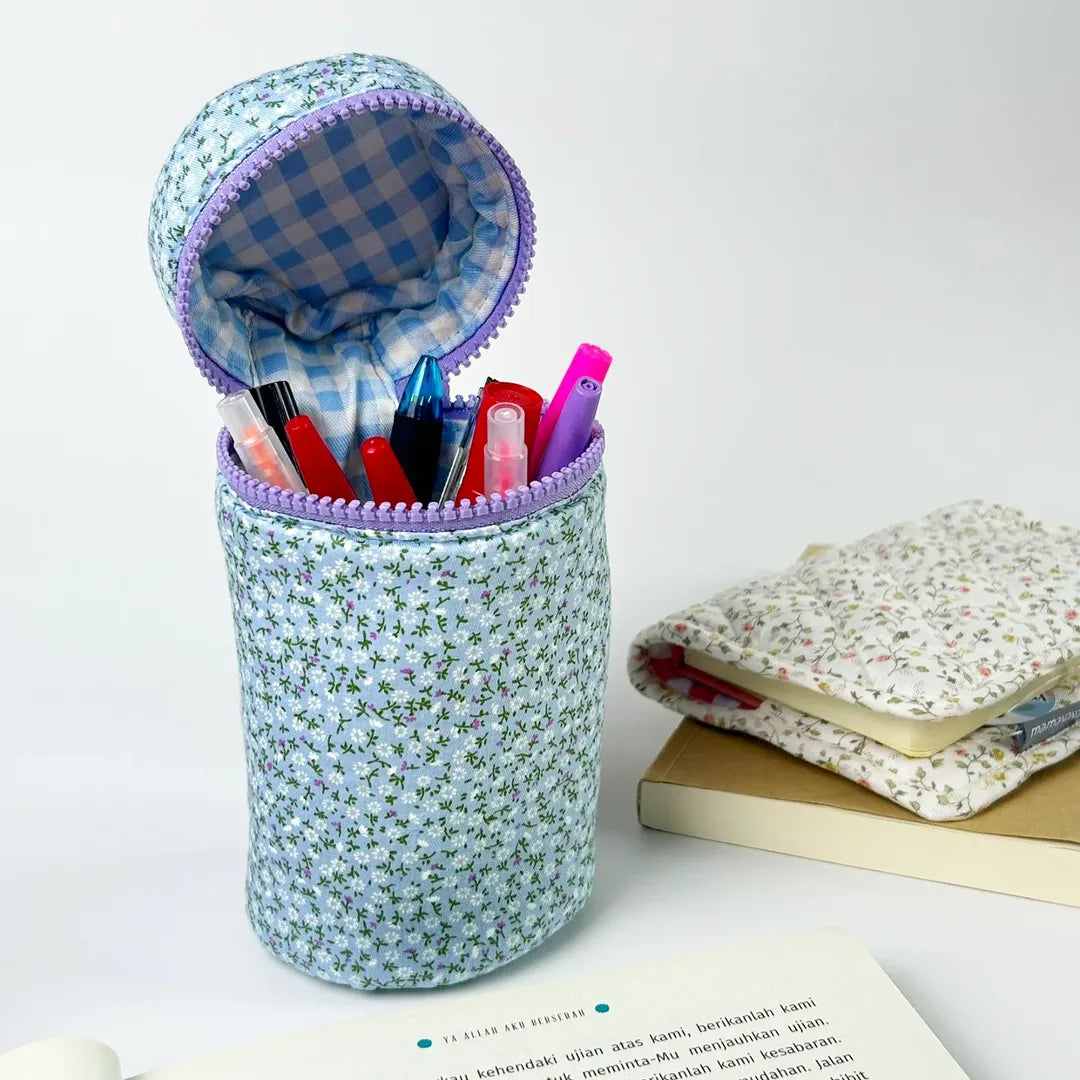 PENCIL TUBE_BUNGA MINI DASAR BIRU