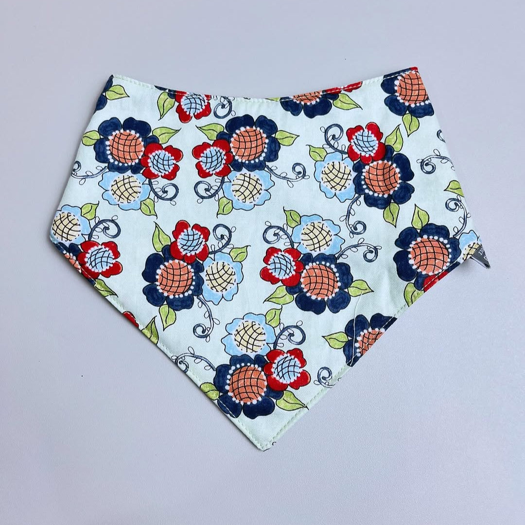 SCARF BIBS_A7033_PASIFFLORA FLOWER