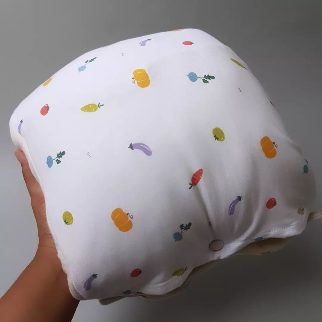 TRAVEL NURSING ARM PILLOW_B6132_VEGETABLE WHITE