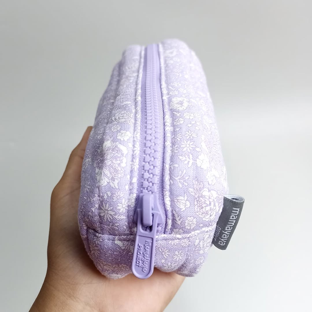 PENCIL CASE_C6363_CAMELIA LILAC