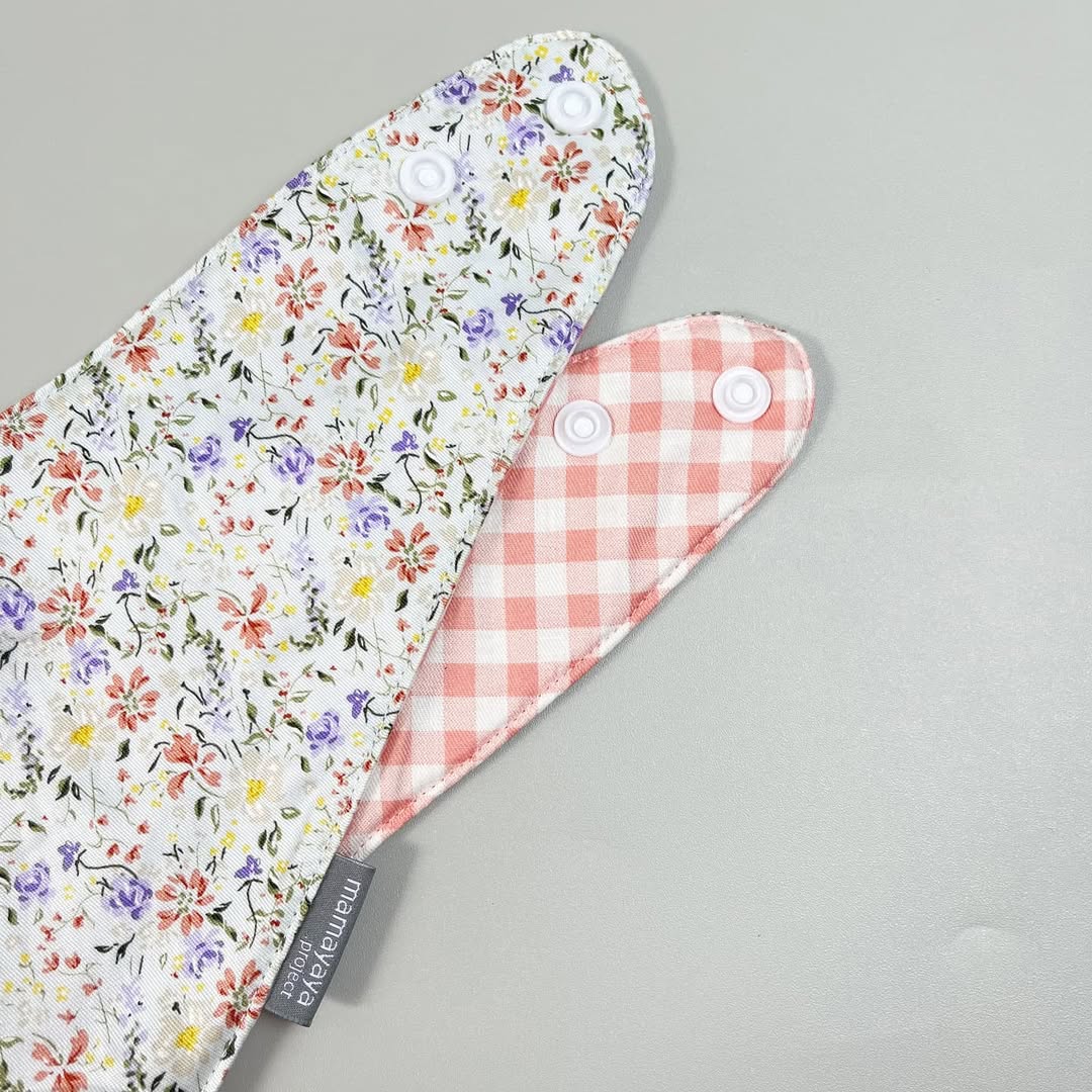 SCARF BIBS_A6423_BUNGA HOYA PEACH