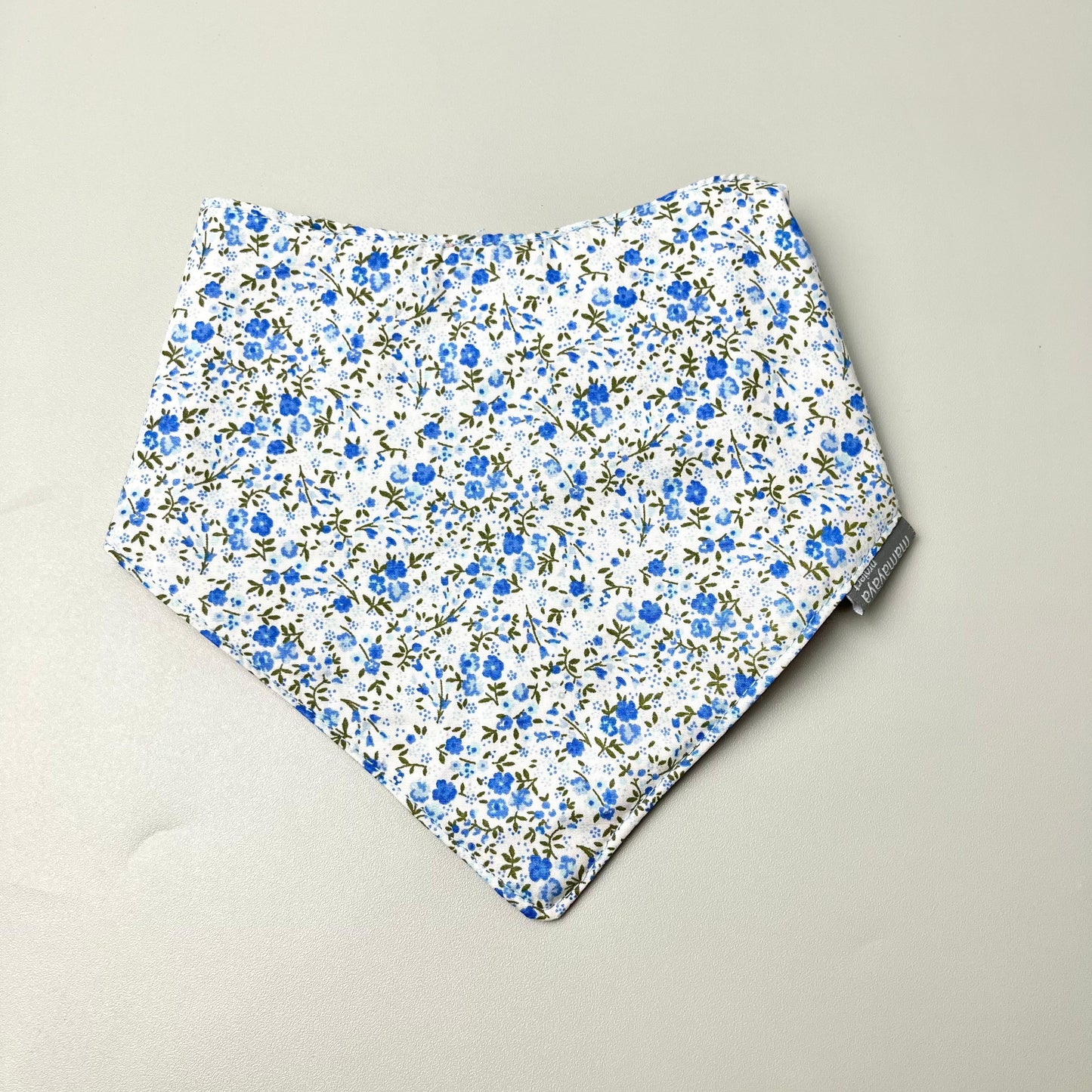 SCARF BIBS_A7170_BUNGA IRIS BIRU