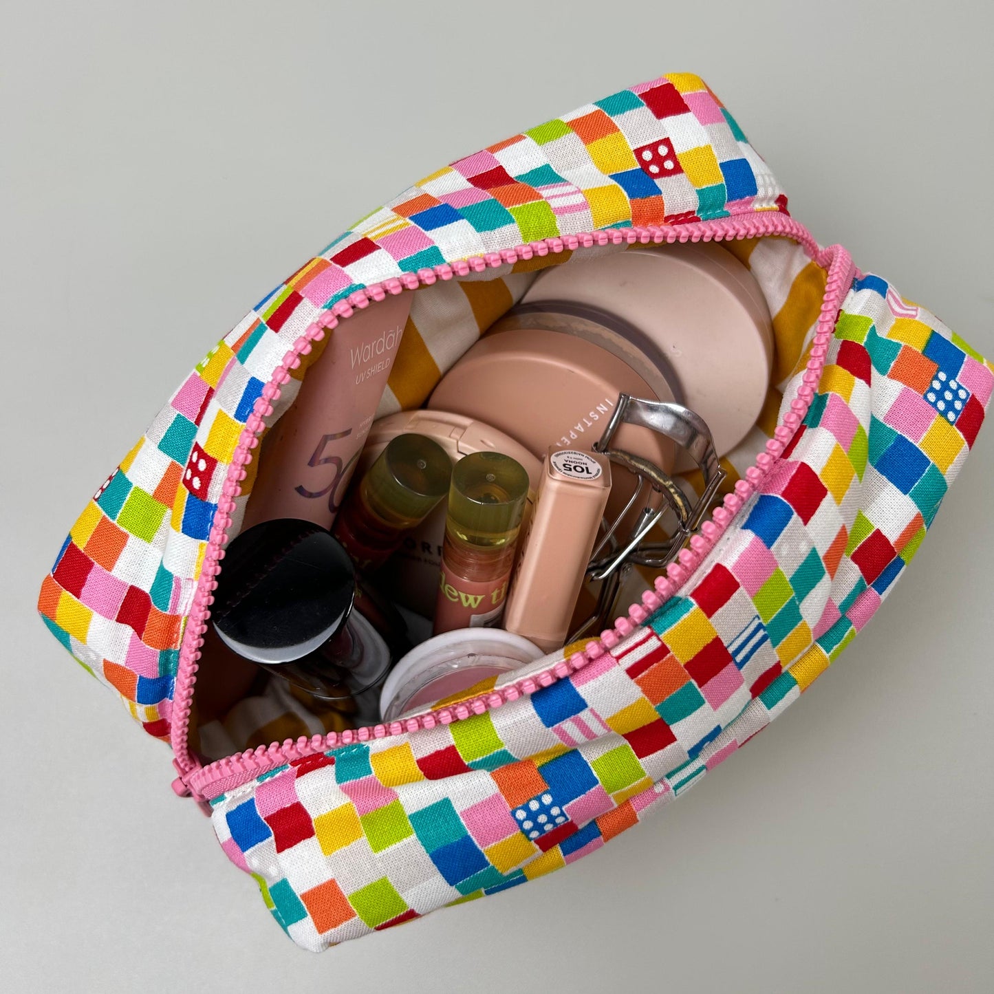 COSMETIC POUCH PUFFY_C7056_DADU MERAH