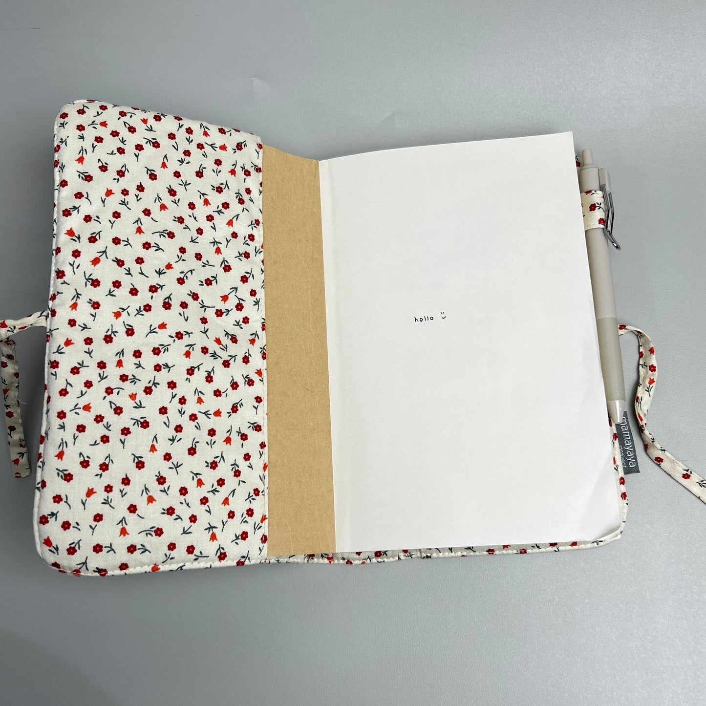 JOURNAL BOOK_A2048_BUNGA MINI DASAR CREAM