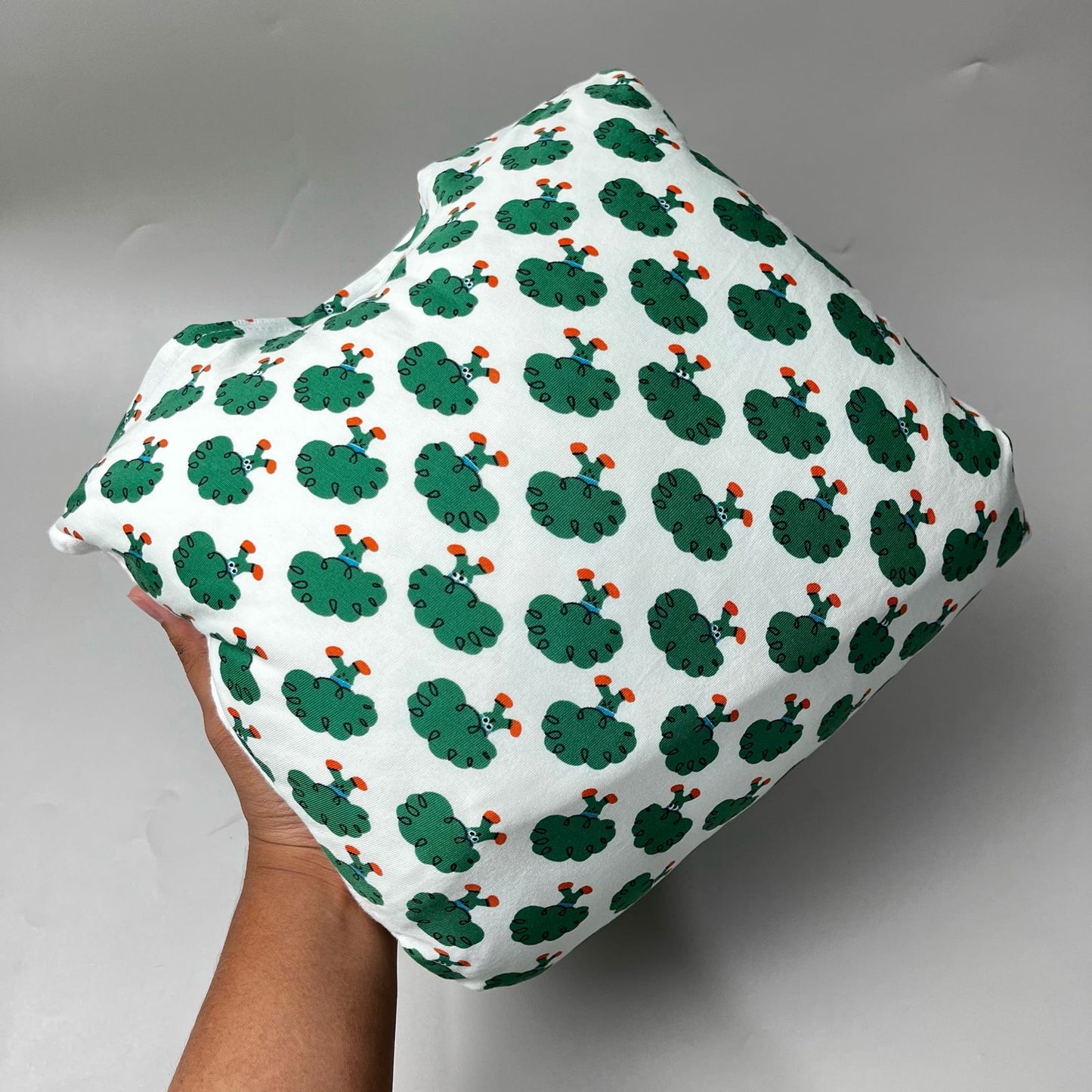 TRAVEL NURSING ARM PILLOW_B7229_BROCCOLI