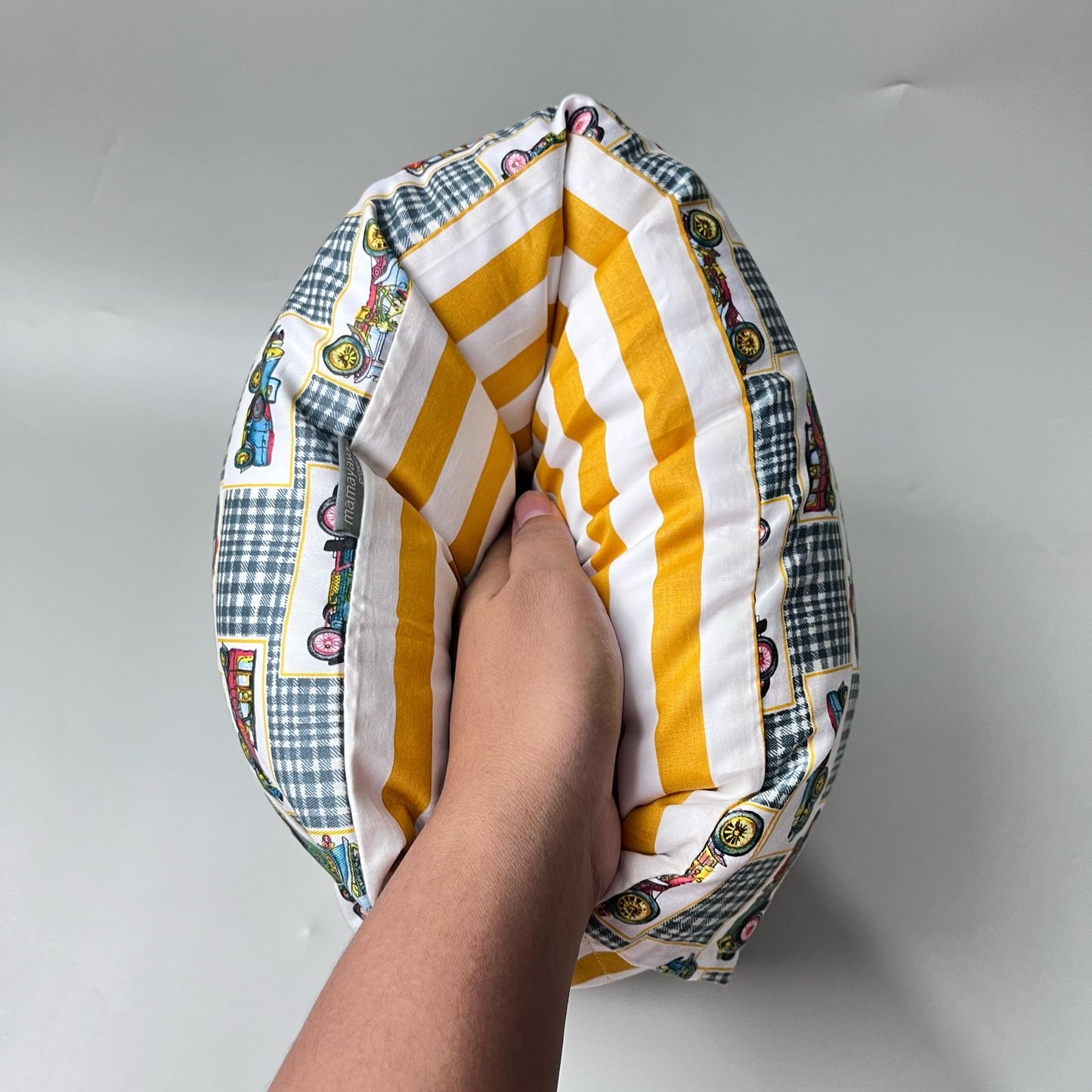 TRAVEL NURSING ARM PILLOW_A7263_MOBIL ANTIK HIJAU