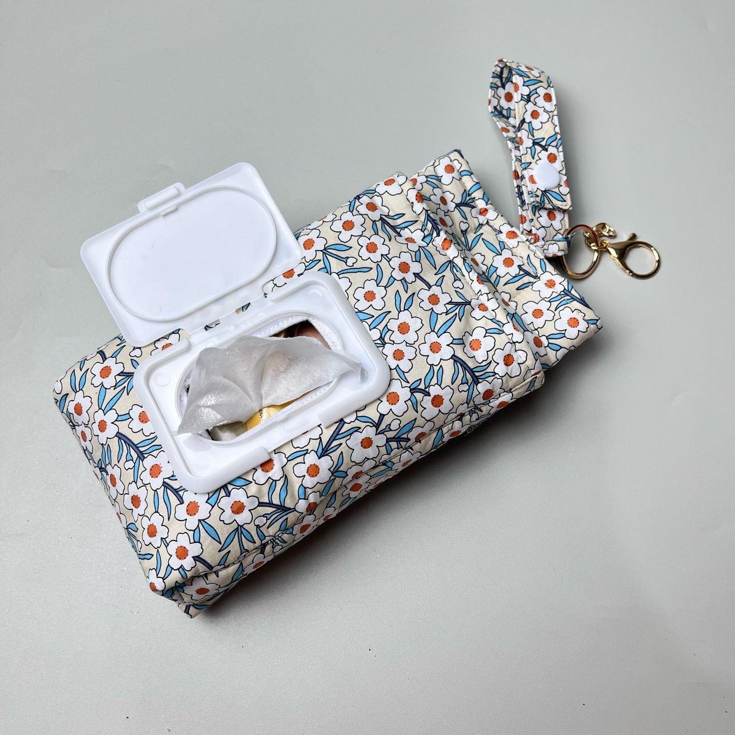 TISSUE POUCH 2 IN 1_A7250_DAISY PUTIH