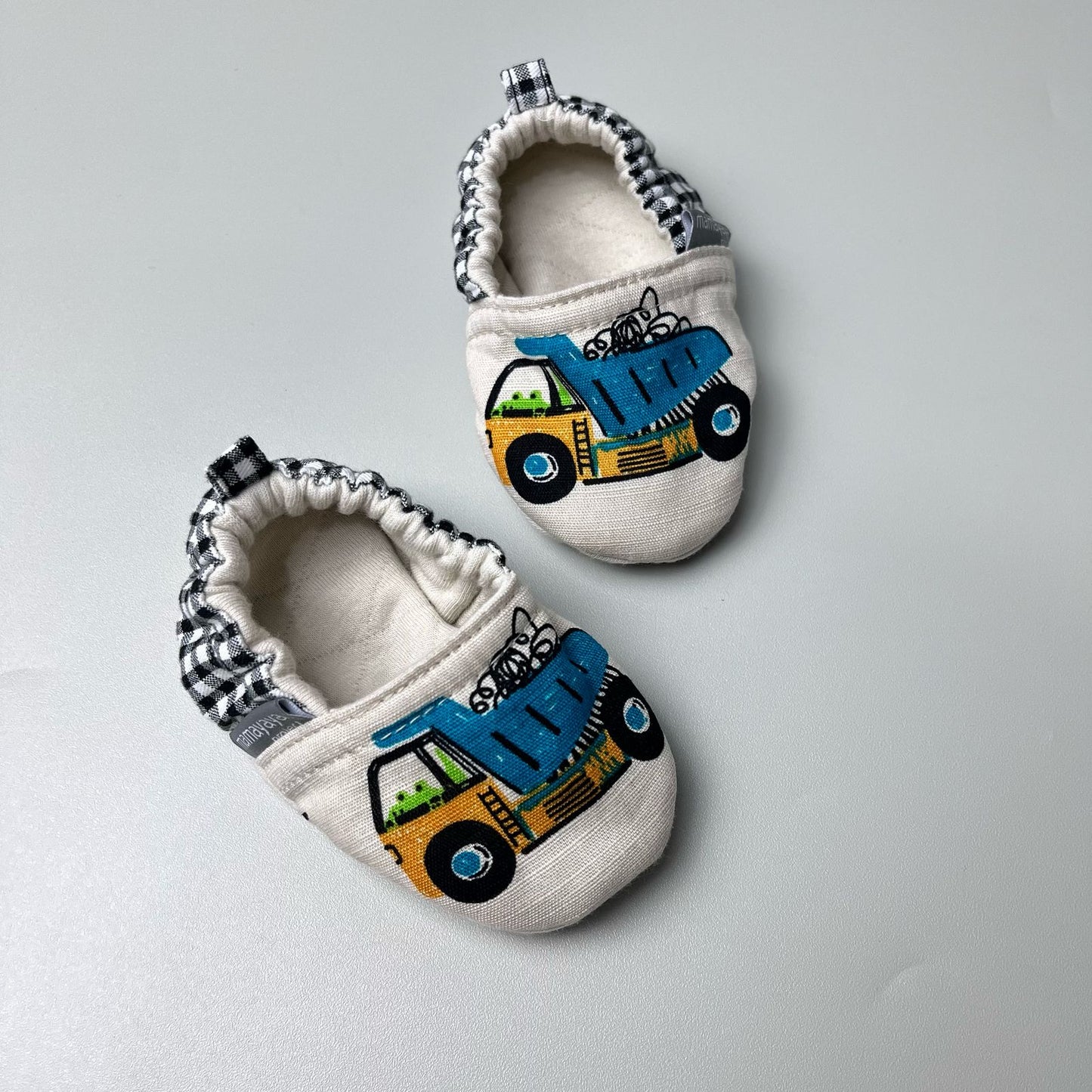 BABY SHOES_A7265_TRUCK_(9-12)