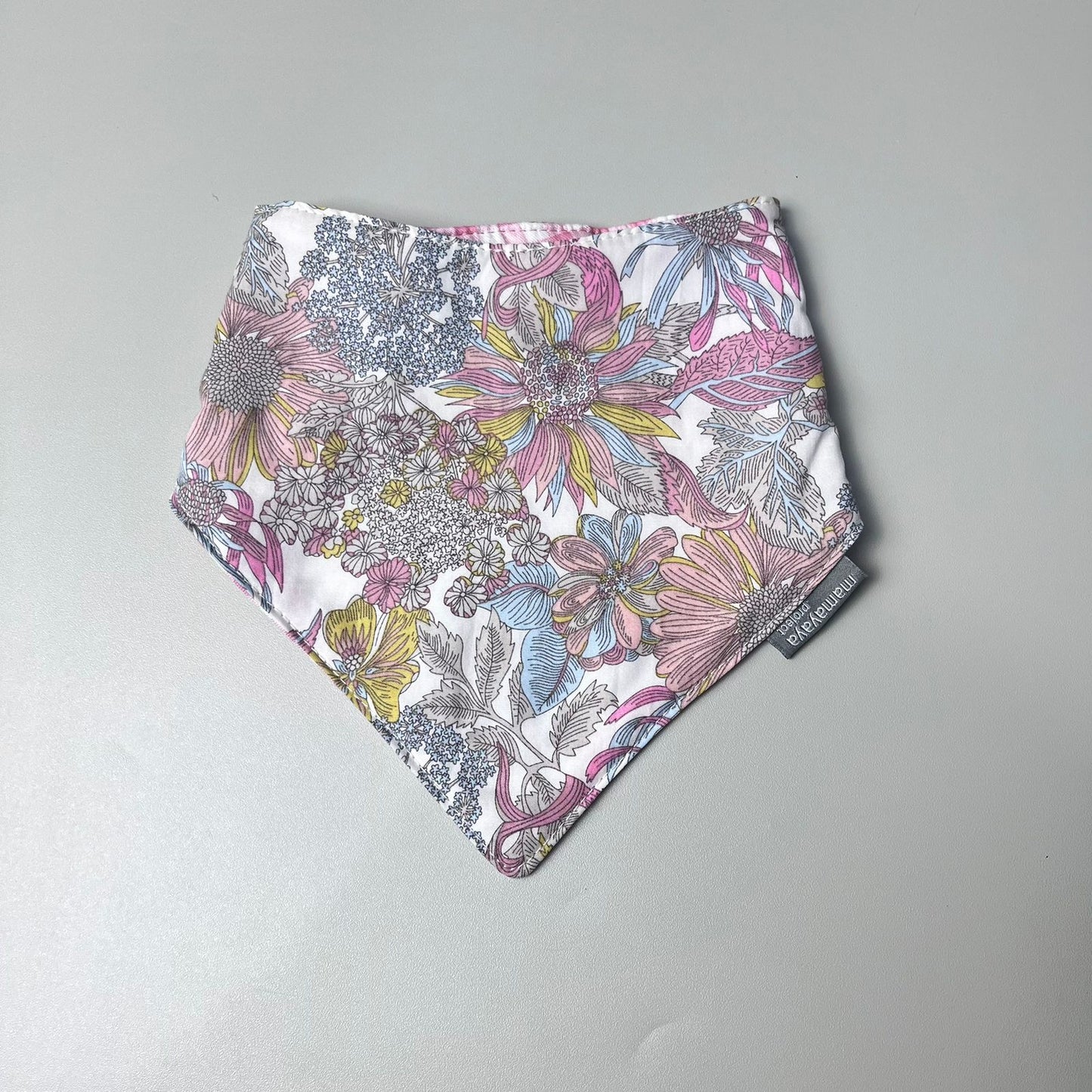 SCARF BIBS_A7253_KRISAN MANIS