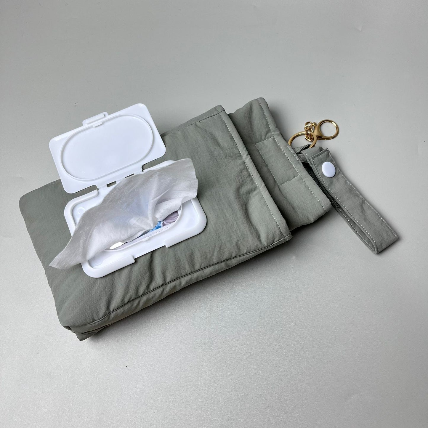 TISSUE POUCH 2 IN 1_C6096_NEVADA GREEN
