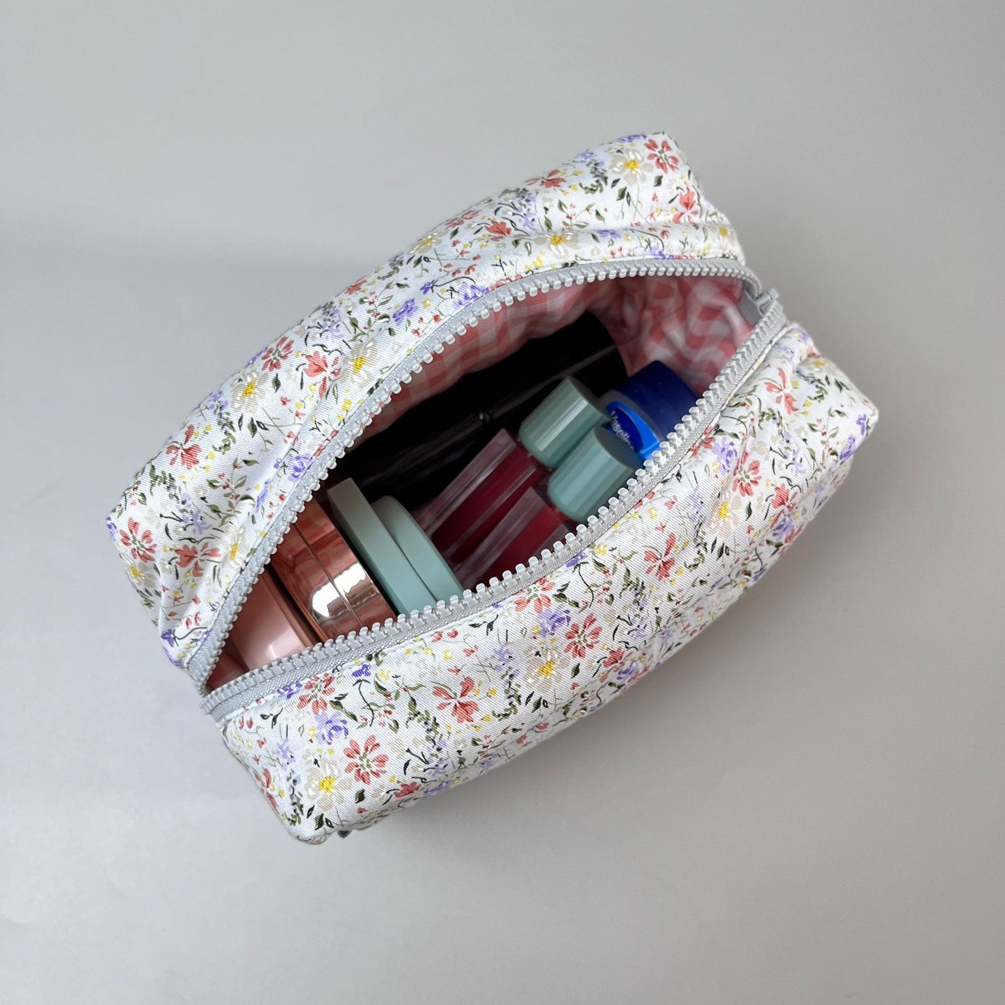 COSMETIC POUCH PUFFY_A6423_BUNGA HOYA PEACH