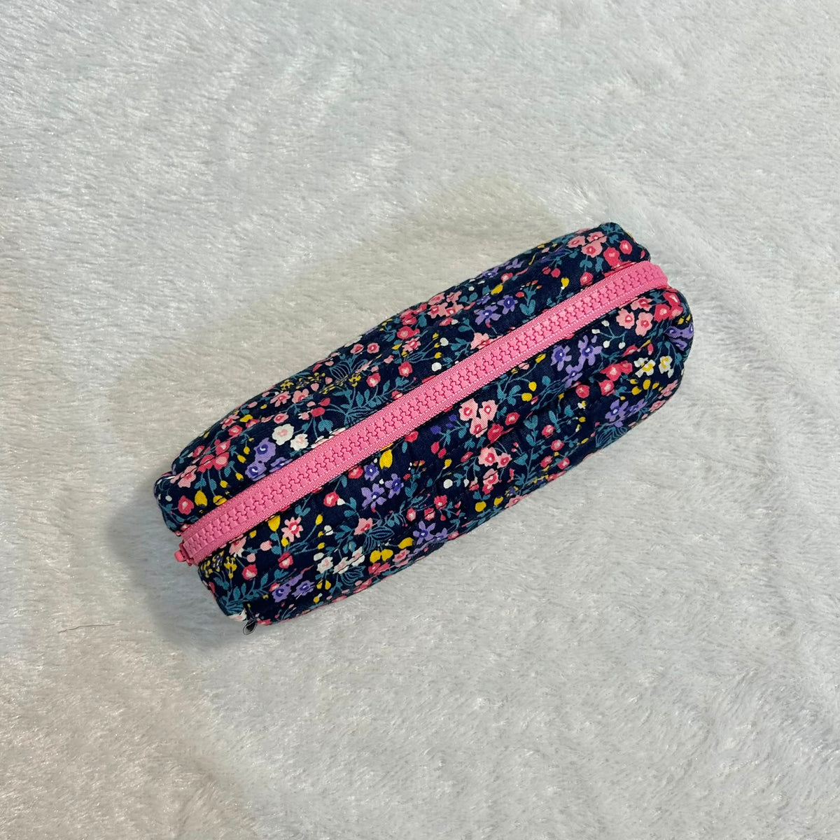 PENCIL CASE_DAFFODILS NAVY