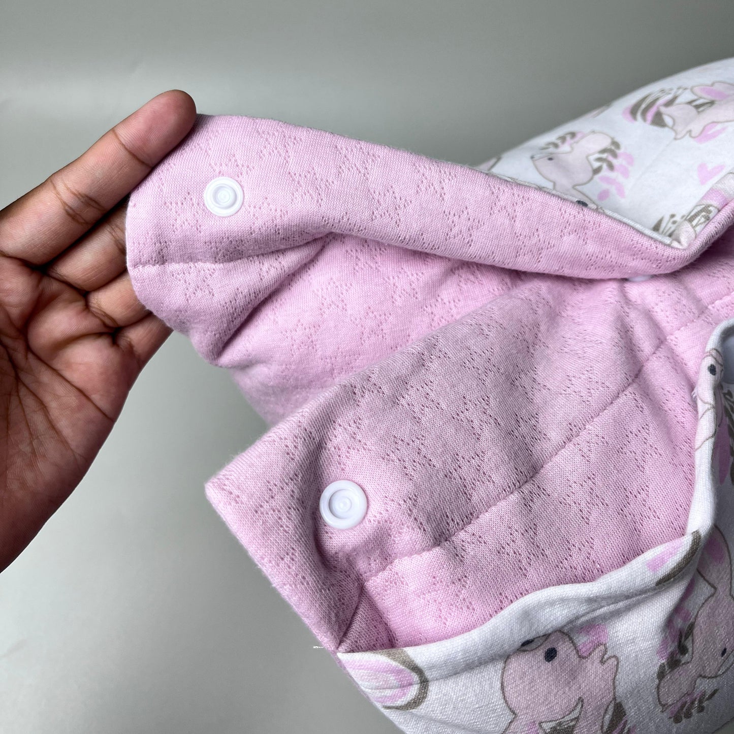TRAVEL NURSING ARM PILLOW_B7107_RABBIT PINK