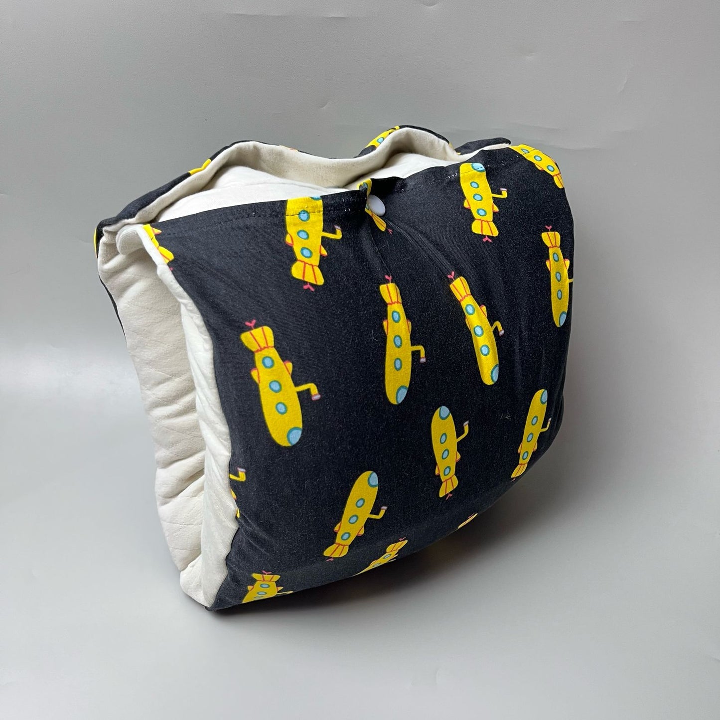 TRAVEL NURSING ARM PILLOW_B7228_KAPAL SELAM KUNING
