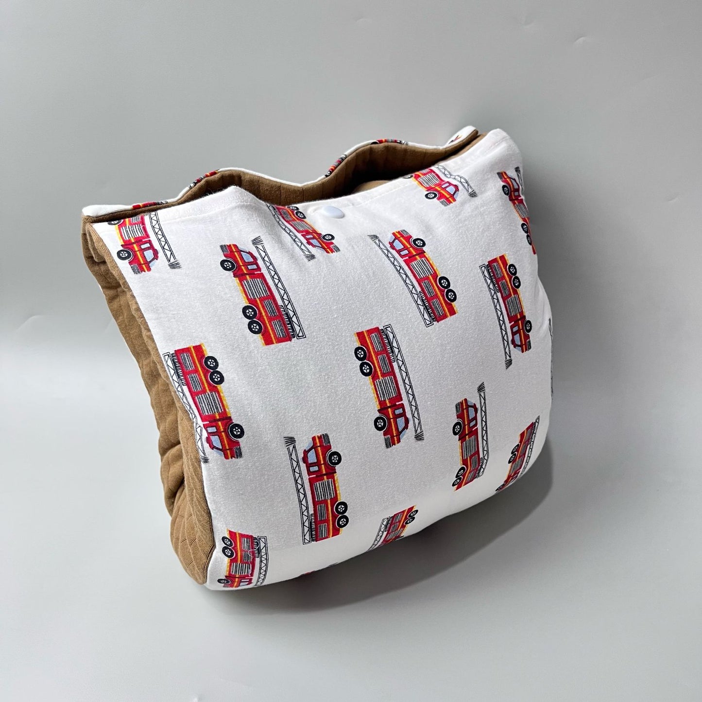 TRAVEL NURSING ARM PILLOW_B7241_FIRE FIGHTER
