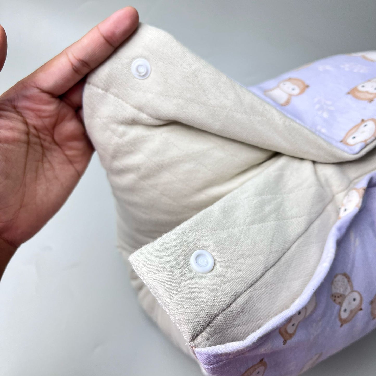 TRAVEL NURSING ARM PILLOW_B7243_OWL PURPLE