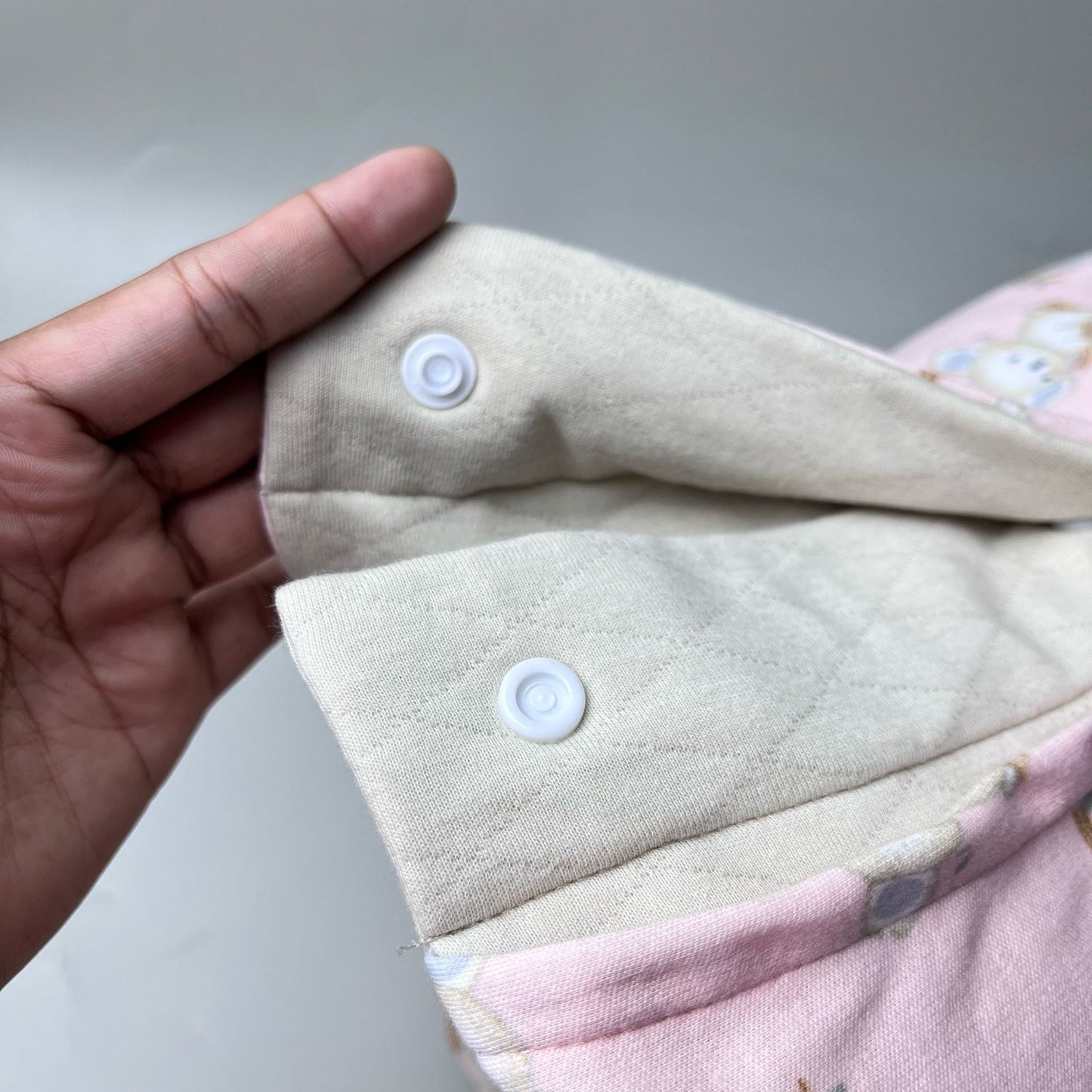 TRAVEL NURSING ARM PILLOW_B7245_KOALA PINK