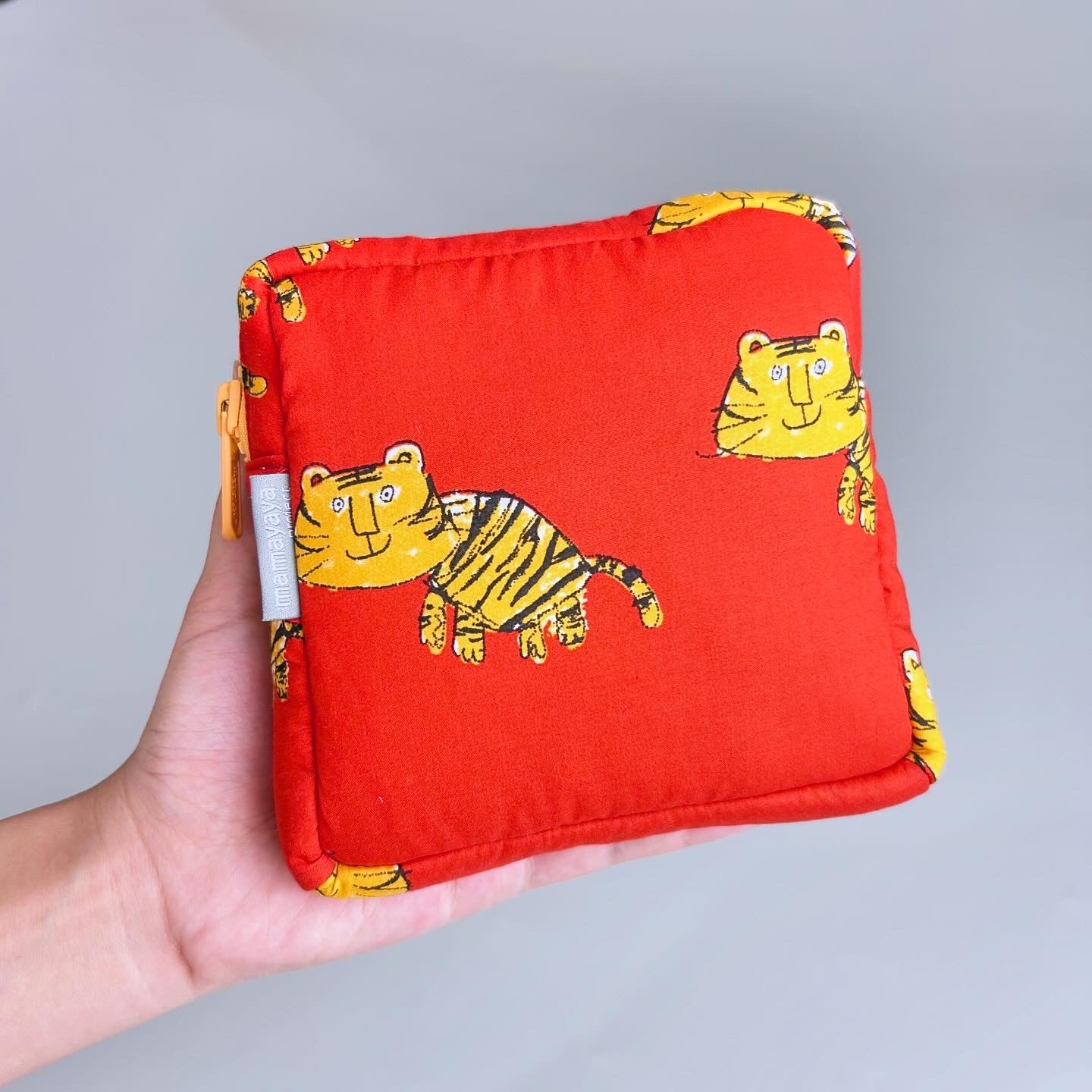 MINI POUCH PUFFY_A7026_TIGER RED