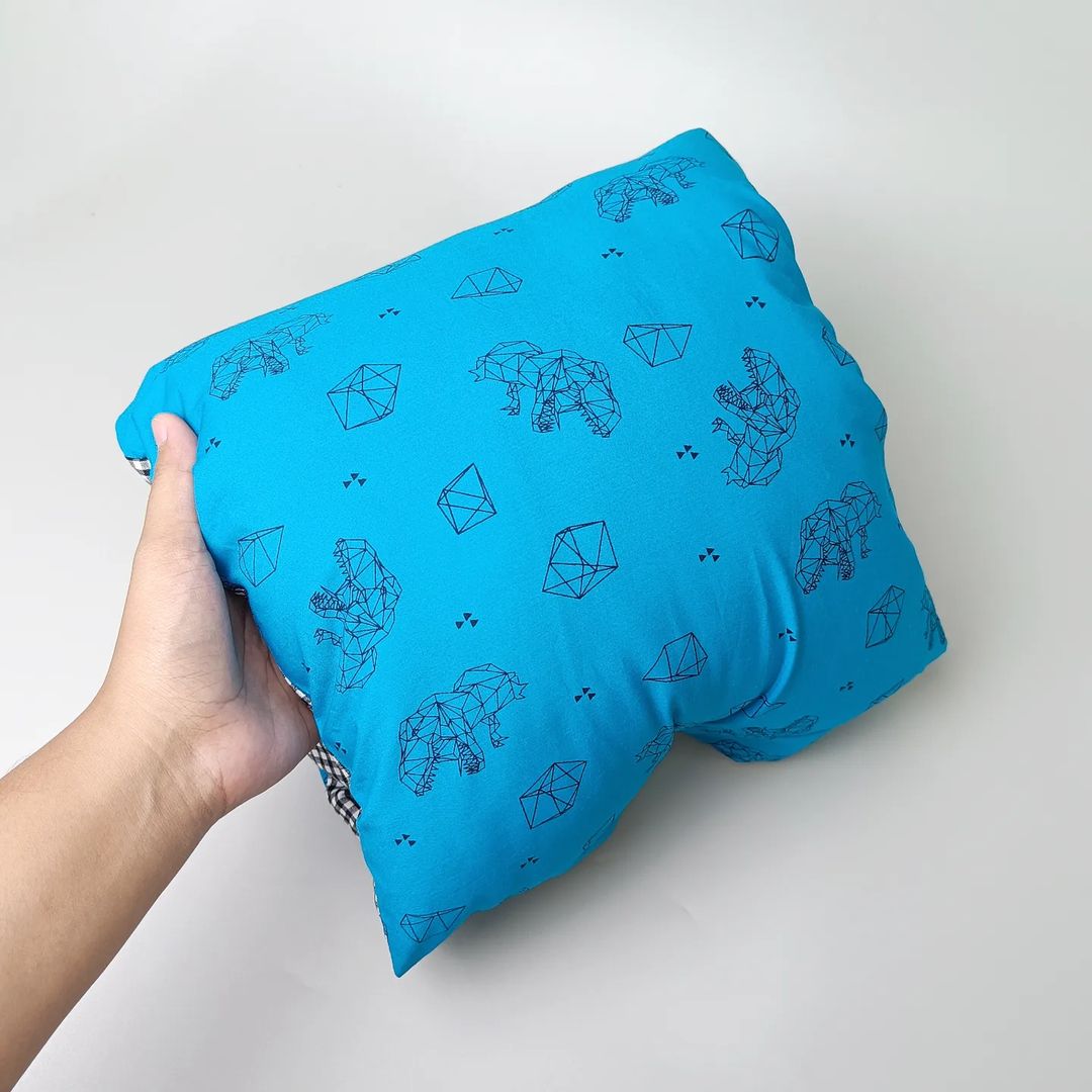 TRAVEL NURSING ARM PILLOW_A6017_ORIGAMI DINO | KATUN