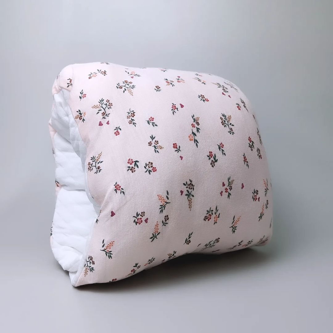 TRAVEL NURSING ARM PILLOW_B6072_BUNGA ASTILBE PINK