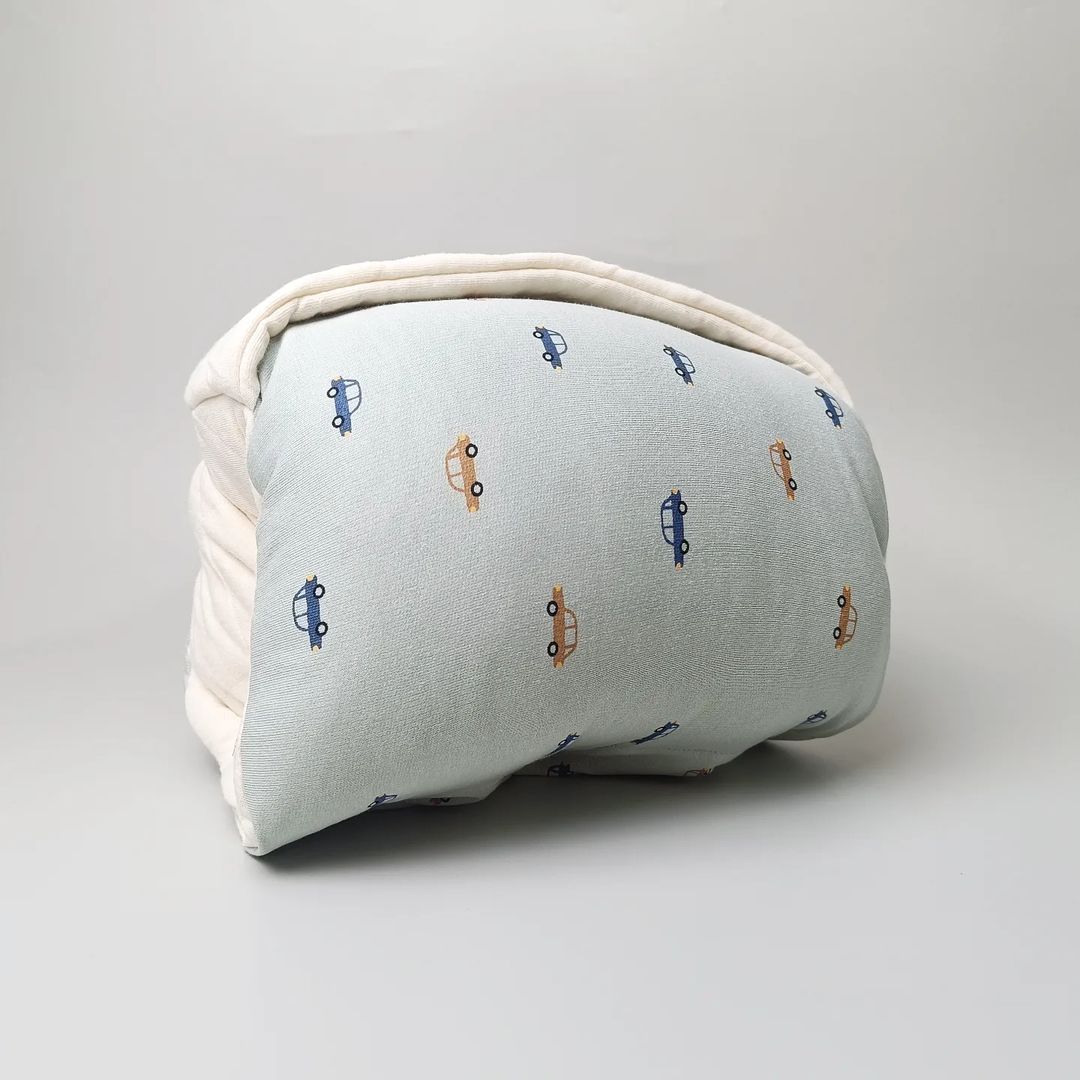 MINI TRAVEL NURSING ARM PILLOW_B4256_MOBIL NAVY KECIL