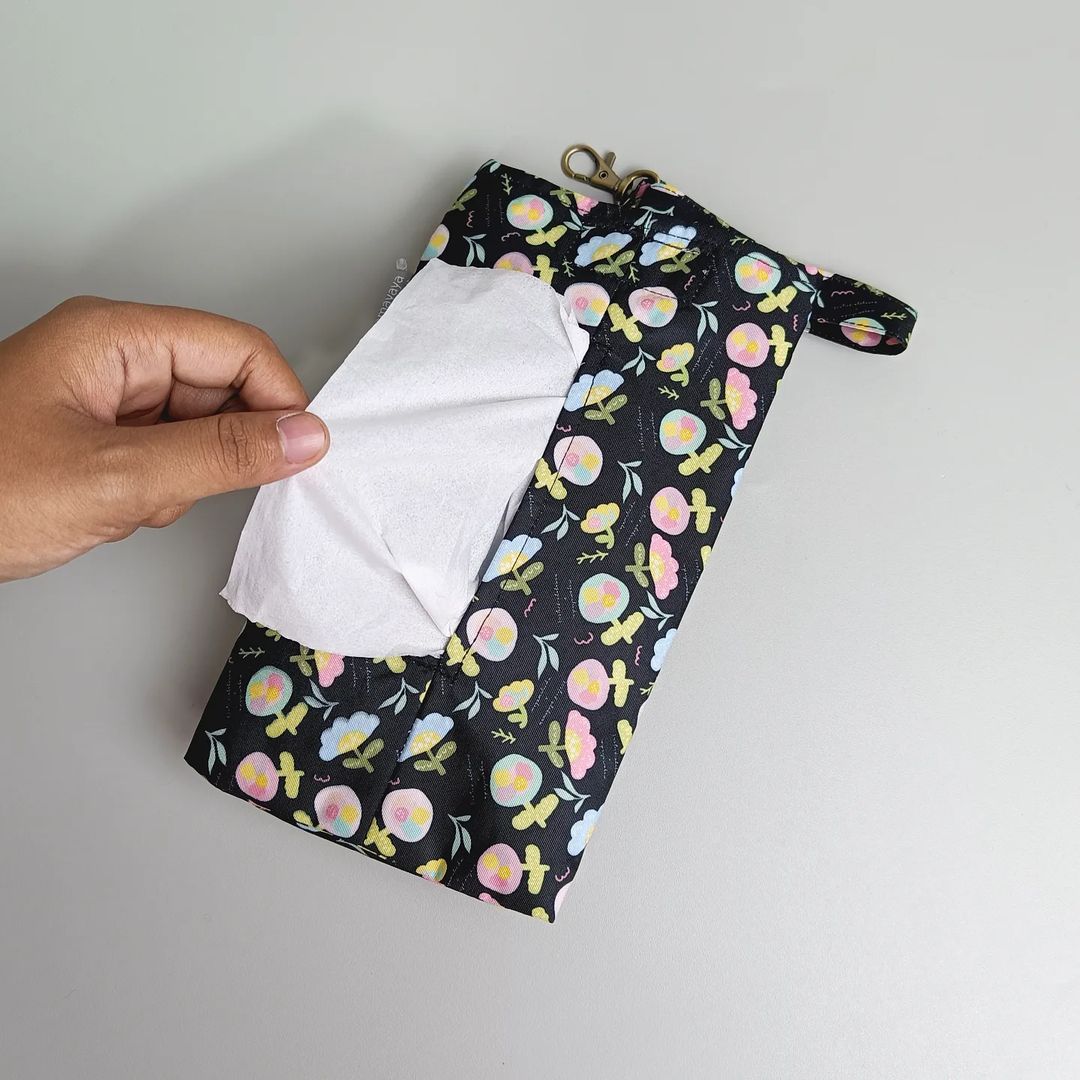 TISSUE POUCH_C4287_MINI AMARA BLACK_WR