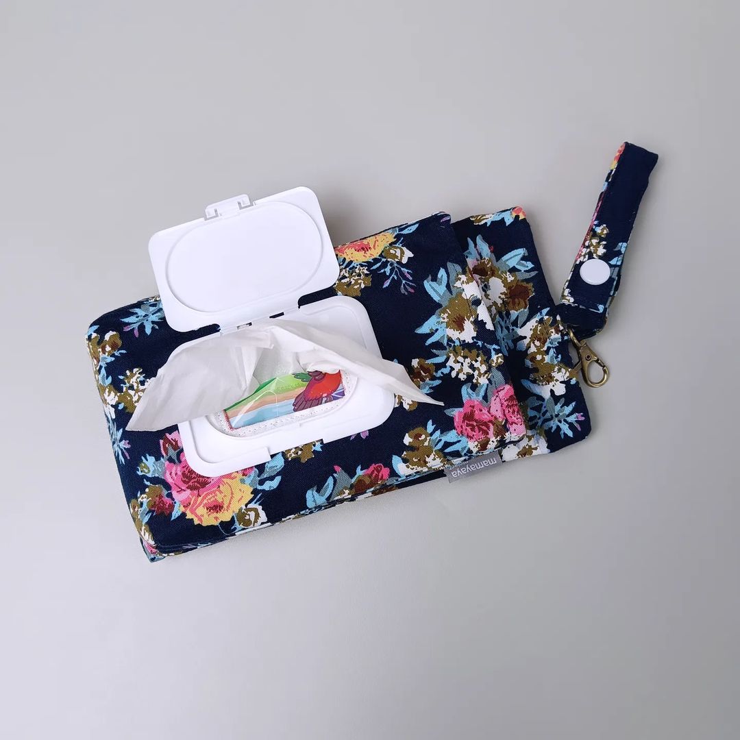 SET TISSUE POUCH & HAND SANITIZER HOLDER_C6023_ROSE NAVY