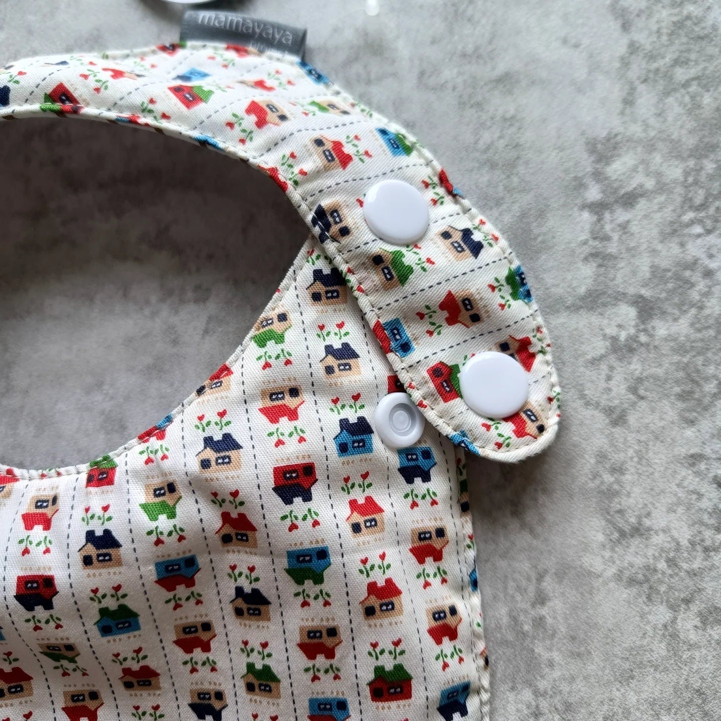 ROUND BIBS_A7432_RUMAH MERAH