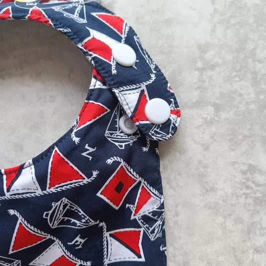 ROUND BIBS_A4273_PERAHU BENDERA MERAH