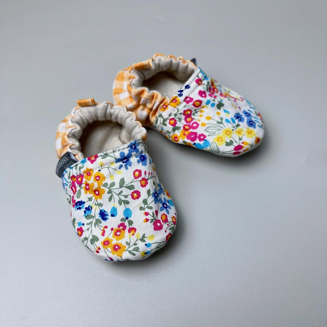 SET BABY | BUCKET HAT | BIBS | BABY SHOES_A3193_BUNGA DAFFODILS