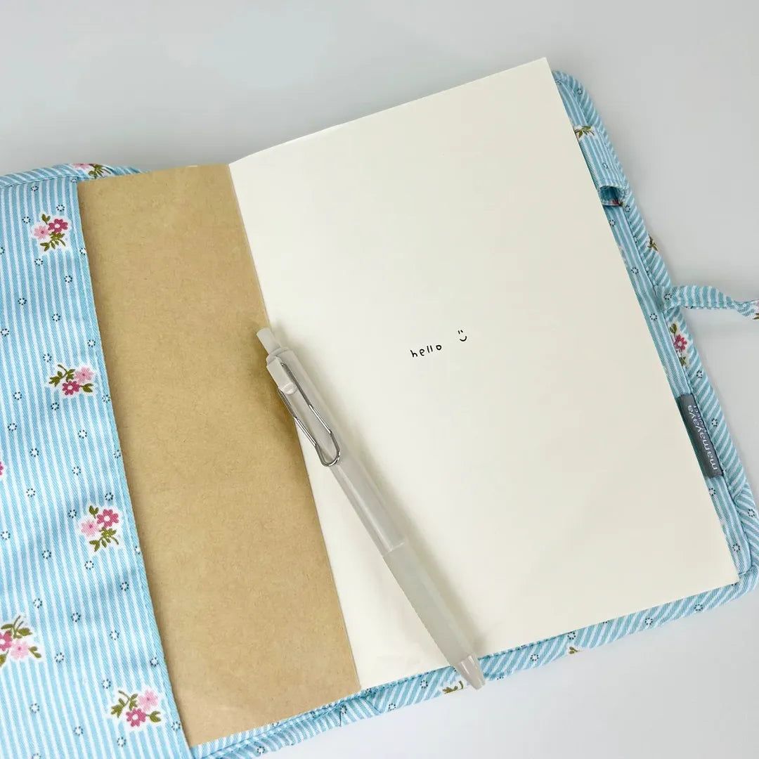 JOURNAL BOOK_BUNGA GARIS BIRU
