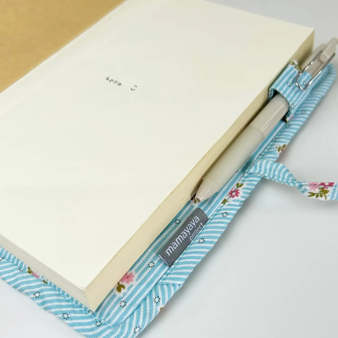 JOURNAL BOOK_BUNGA GARIS BIRU