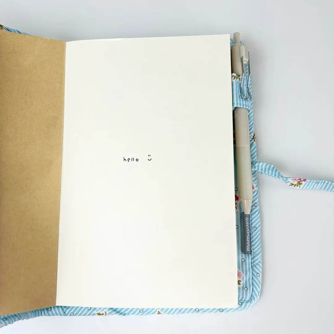 JOURNAL BOOK_BUNGA GARIS BIRU