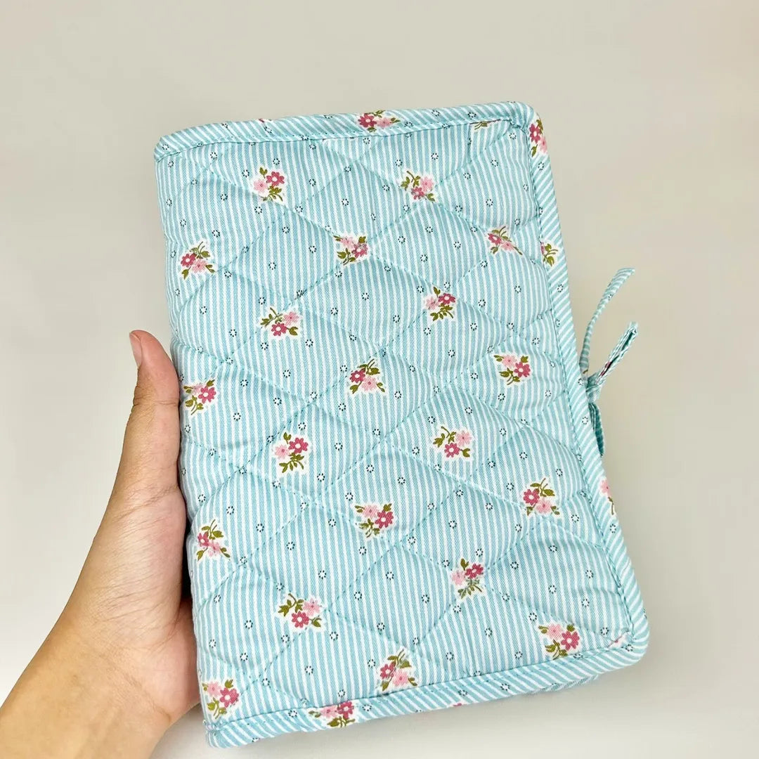JOURNAL BOOK_BUNGA GARIS BIRU
