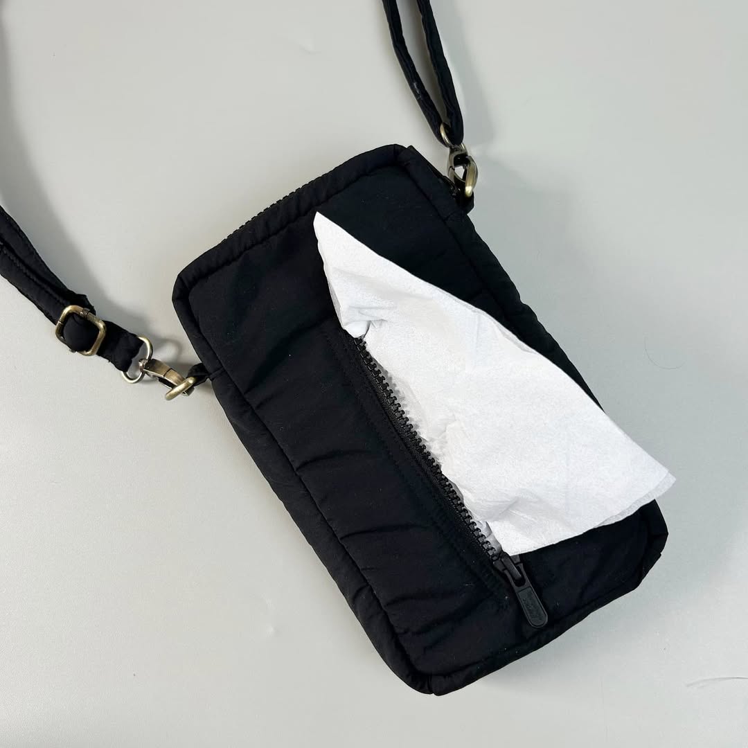 PHONE WALLET POUCH PUFFY & HAND SANITIZER HOLDER_C6110_BLACK