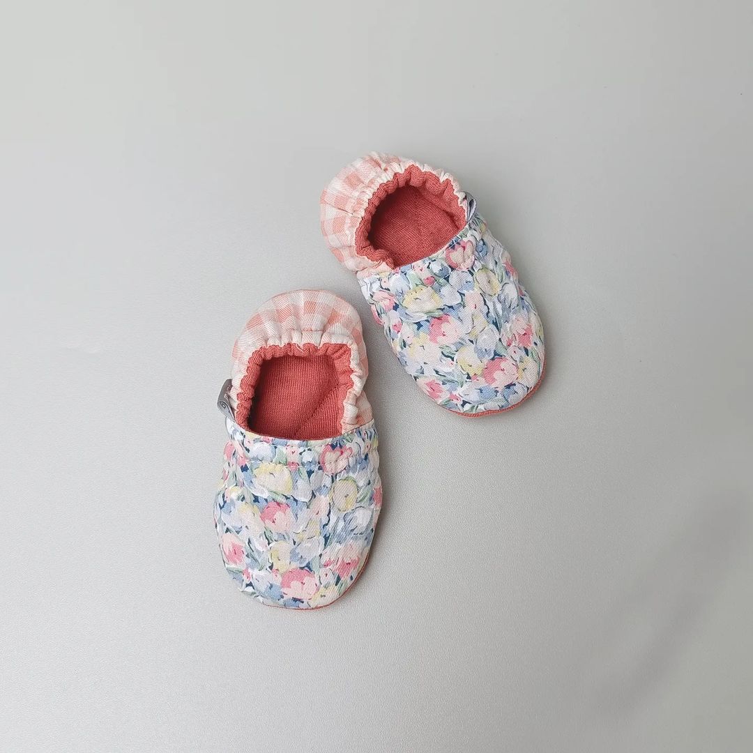 Copy of BABY SET | SKIRT | TOP KNOT | BABY SHOES