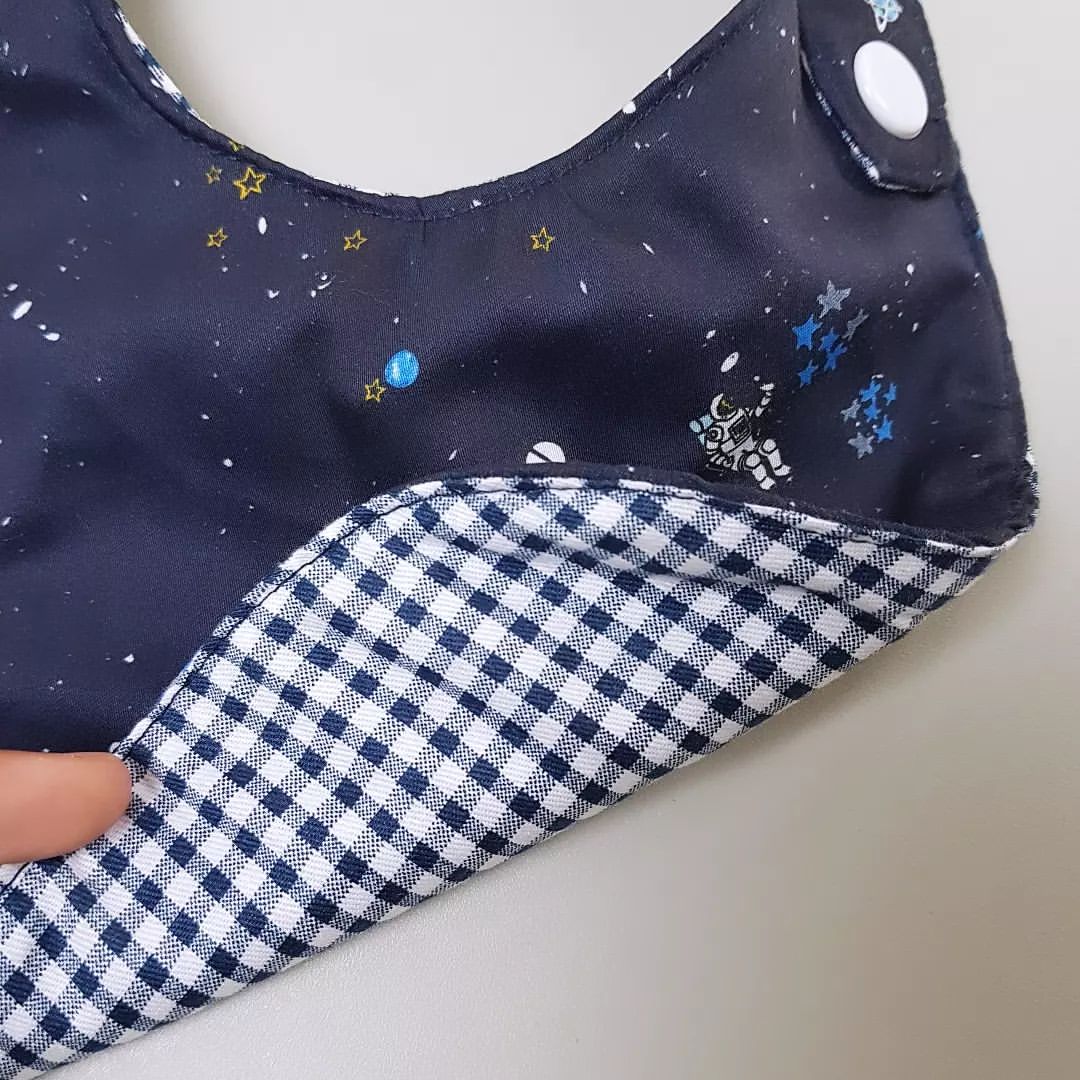 ROUND BIBS_A6126_GALAXY NAVY