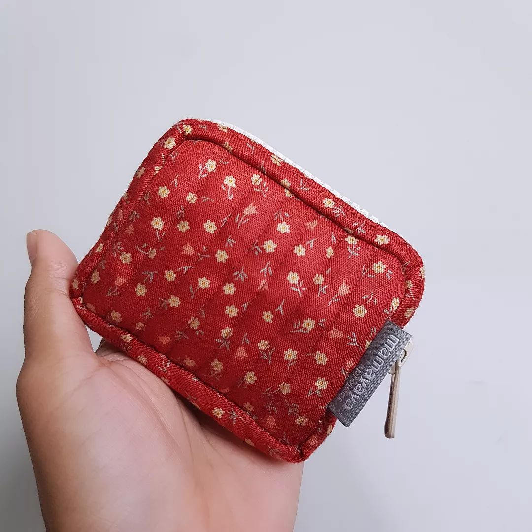 POUCH COIN_A2083QU_BUNGA MINI DASAR MERAH