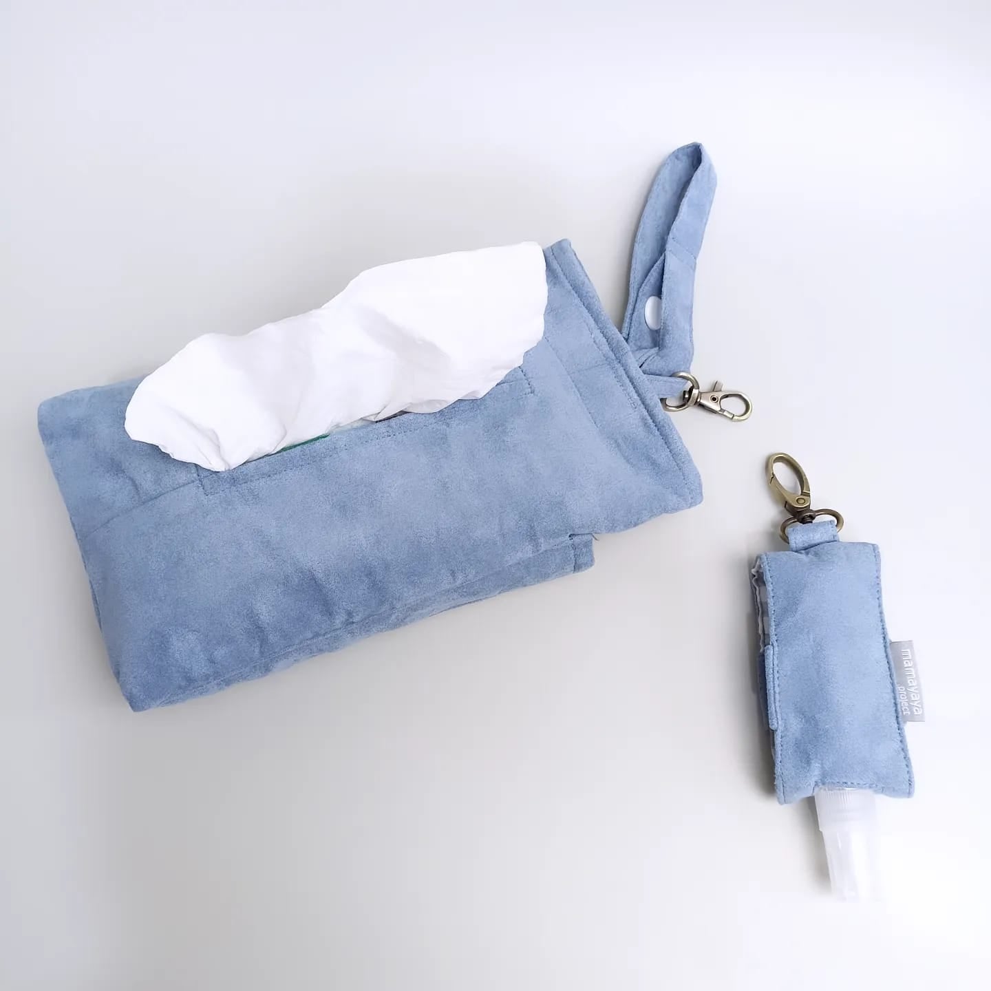 SET TISSUE POUCH & HAND SANITIZER HOLDER_C6093_SUEDE BLUEBERRY MUFFIN