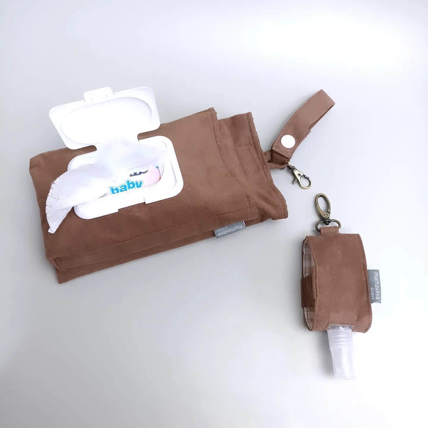 SET TISSUE POUCH & HAND SANITIZER HOLDER_C4021_SUEDE TAUPE