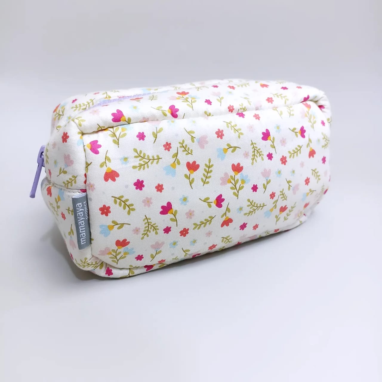 COSMETIC POUCH 2.0_C6192_CANNA CREAM