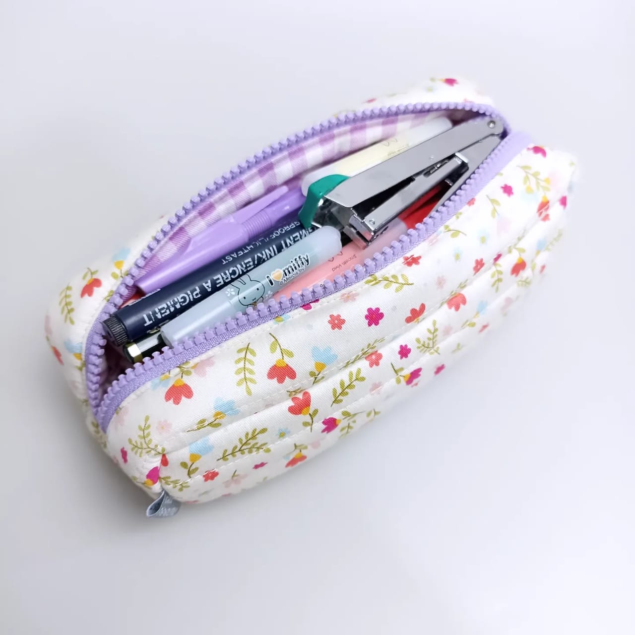 PENCIL CASE_C6192_CANNA CREAM