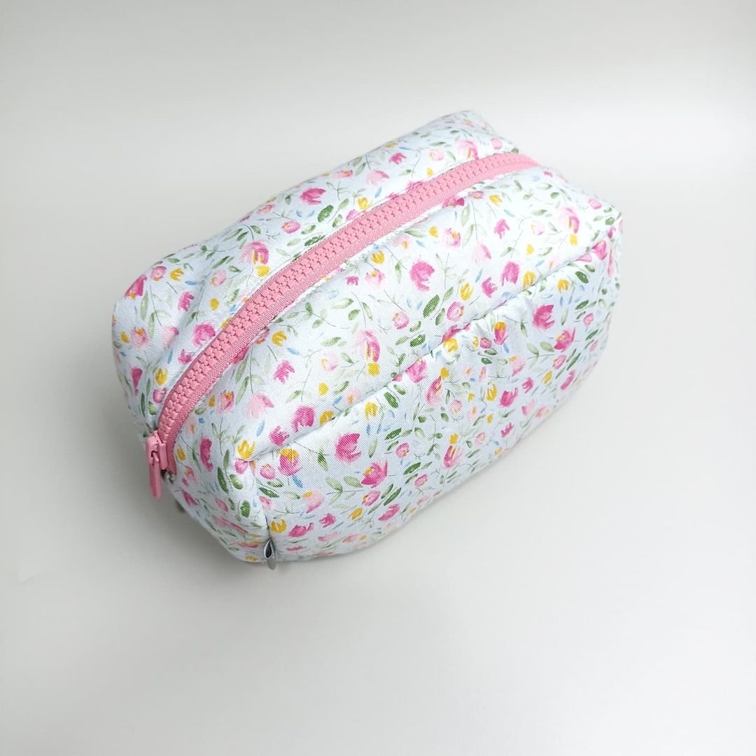 COSMETIC POUCH 2.0_C6303_TULIP PINK BIRU