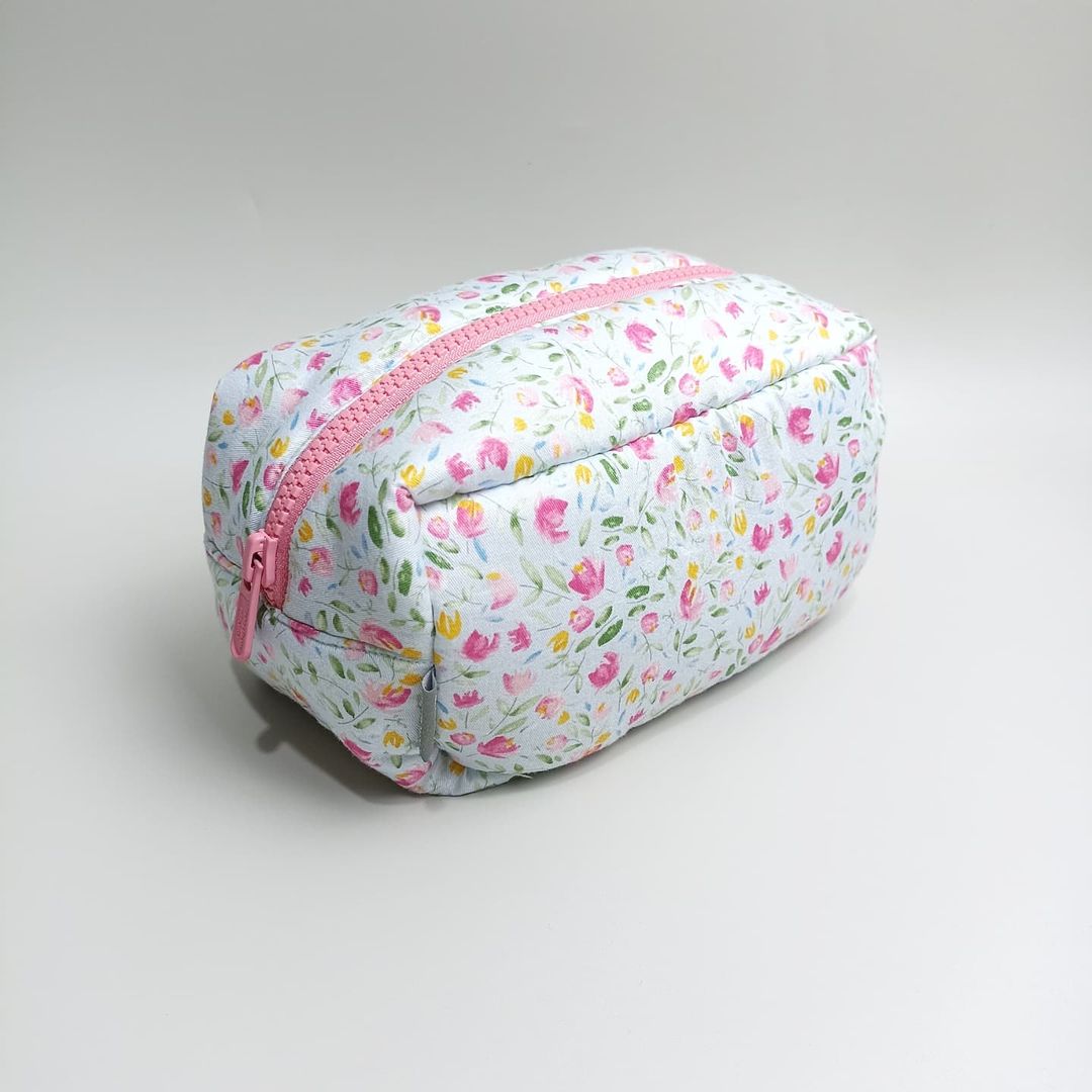 COSMETIC POUCH 2.0_C6303_TULIP PINK BIRU