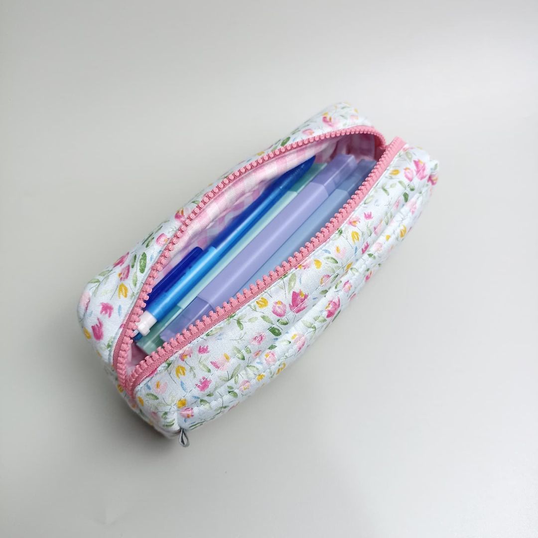 PENCIL CASE_C6303_TULIP PINK BIRU